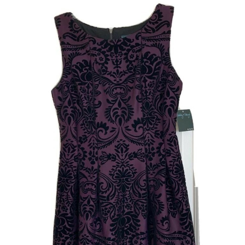 Gabby Skye Womens Dress -size 8 Petite 8P Purple D